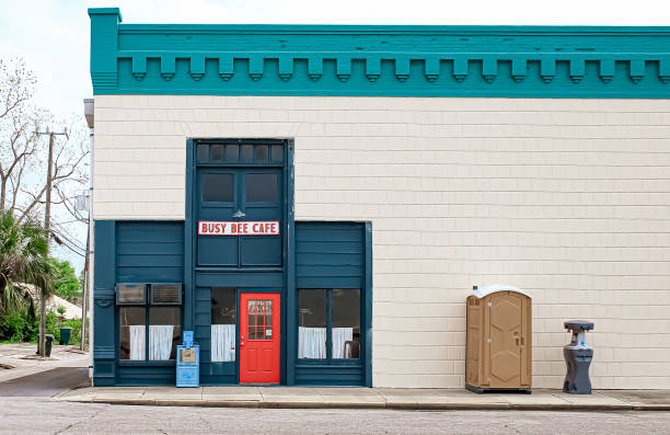 Best Porta potty delivery and setup  in Pigeon, MI