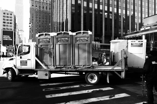 Best Luxury portable toilet rental  in Pigeon, MI